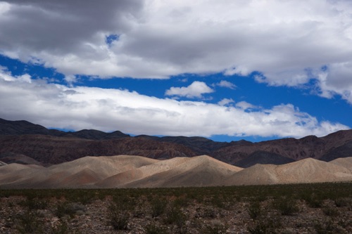 Eureka Valley, Death Valley National Park, California (9760 SA).jpg